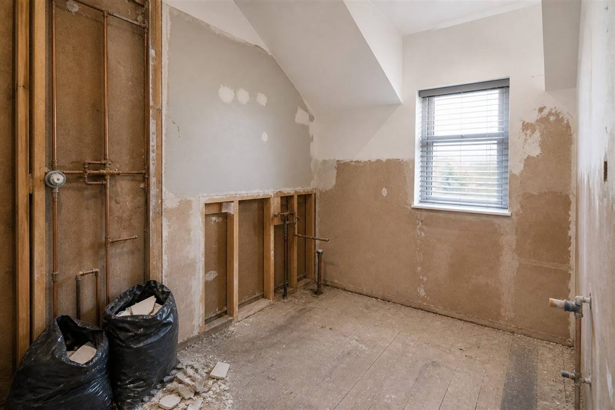 Full strip-out — Ensuite Refurbishment